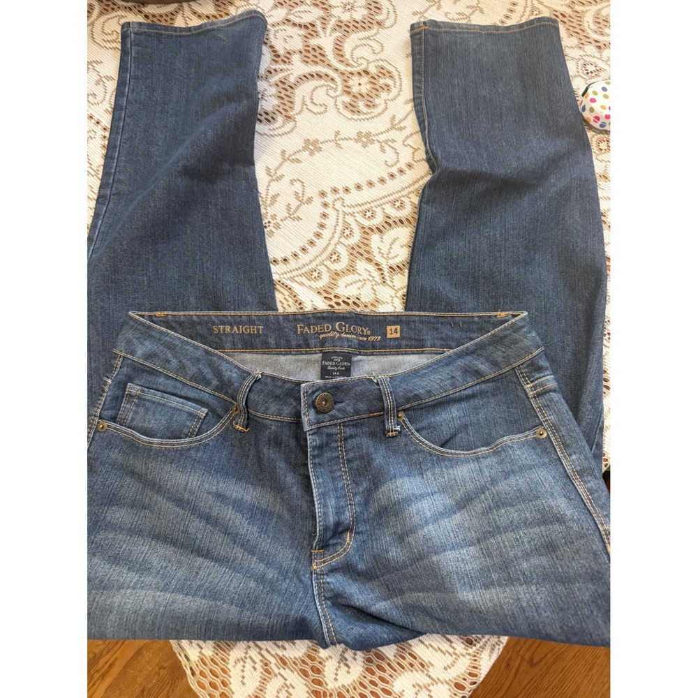 Faded Glory Womens Straight Leg Jeans Medium Wash Denim Size 14 A